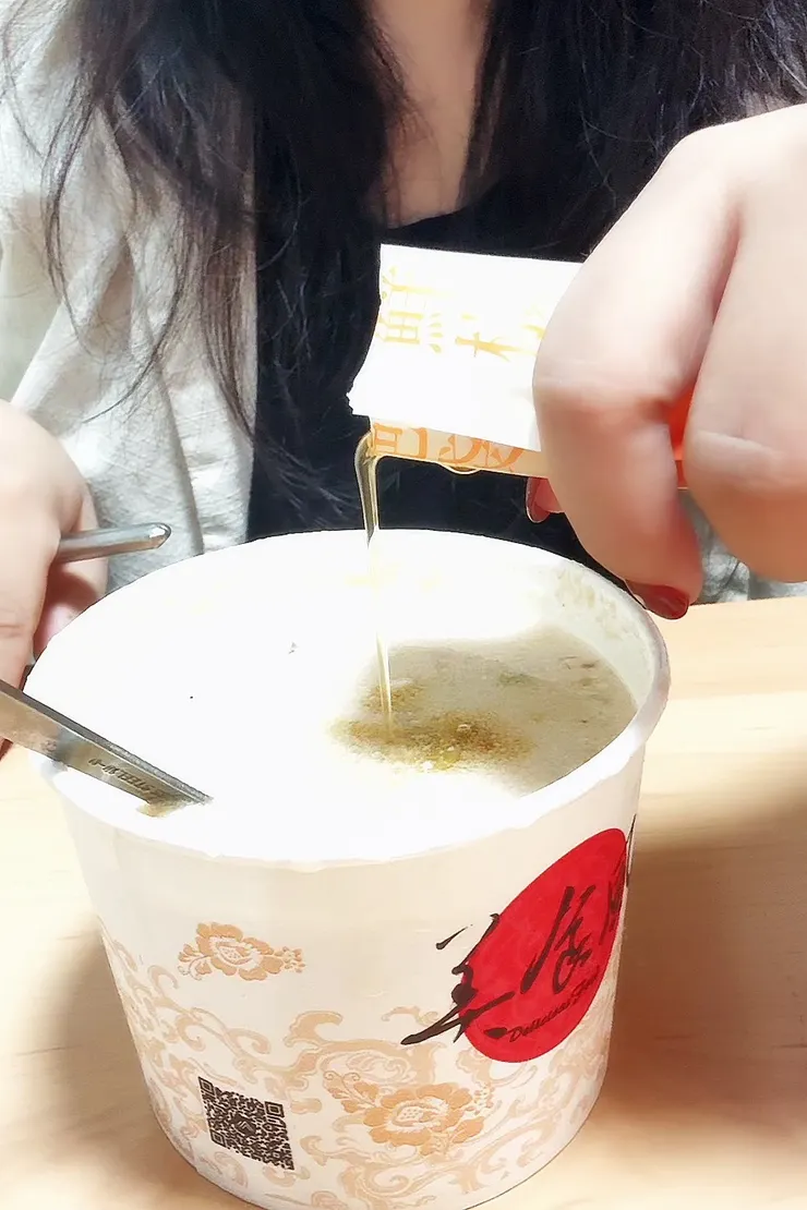 湯汁也可以當成食物沾醬,或倒入美食中