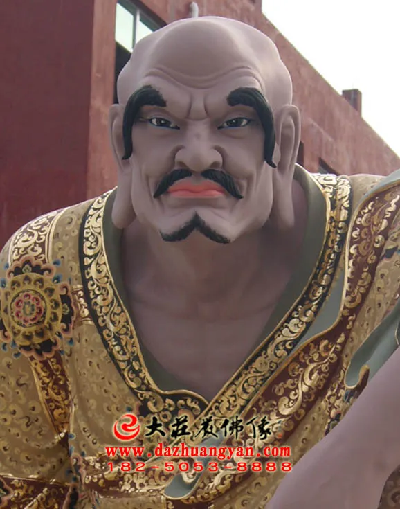 羅怙羅尊者‌塑像右側近照實拍圖