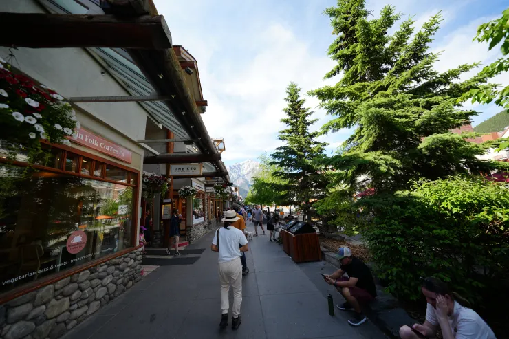 繼續逛班夫小鎮