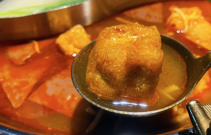 內湖火鍋推薦│柳記螺螄粉火鍋，訂位即送海鮮，當月壽星滿額霸氣贈送海鮮塔