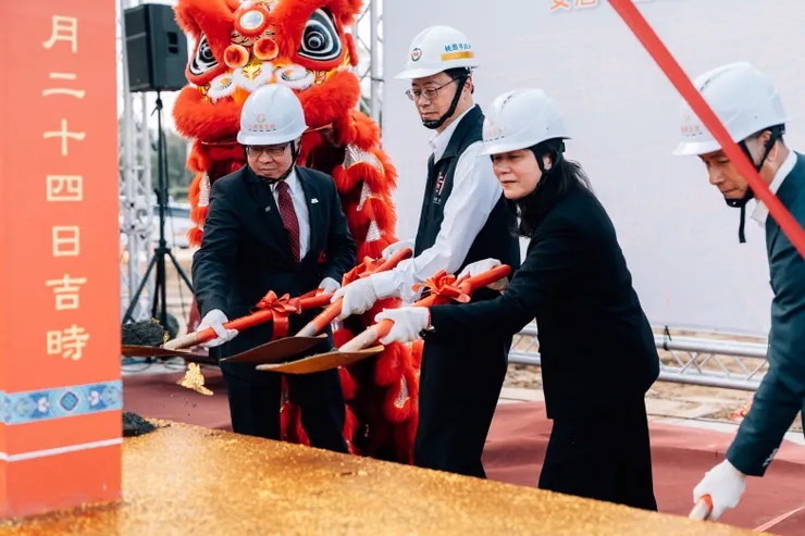 忠義基金會長期服務0-18歲失依兒少，並為國內少有收容0-3歲嬰兒之專業安置家園，陪伴超過8,000位弱勢兒童或少年，並已幫助900位以上孩子。（忠義基金會提供）