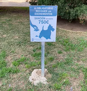 狗大便不撿要繳高達750€的罰金，歡迎狗狗但也尊重其他用路人