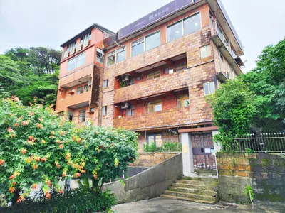 九份住宿｜走路就到老街+絕美山景一次享受｜九份緣憶民宿