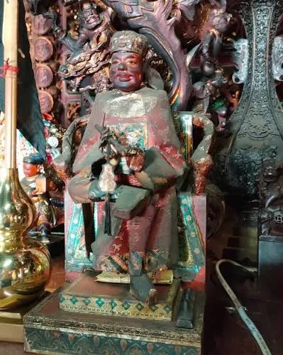 特殊紙雕神像（圖片截圖於網路）