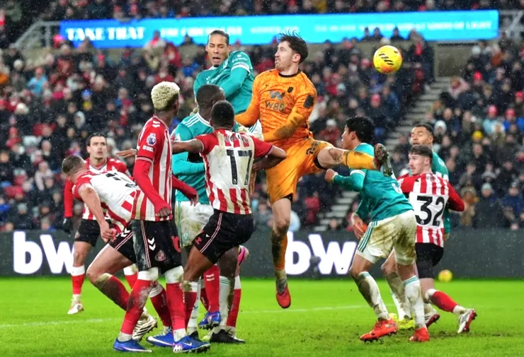 雲迪克頭槌破網助利物浦小勝1:0