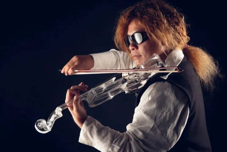 台灣電子小提琴教父-黃興真  應邀演出（南投縣府提供）