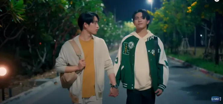 原來Thame比較高嗎XDDDD 怎麼之前一直有他是矮攻的錯覺😂😂😂