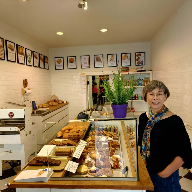 【8/31 09：40在帕布的早安素食麵包店】