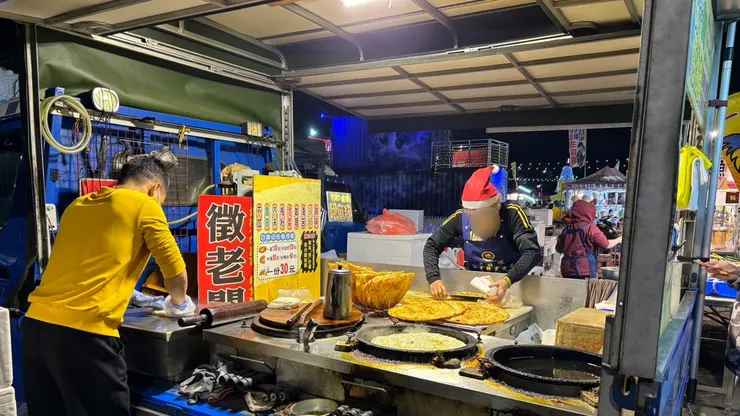 輝爸的鄉味蔥油餅。製作過程