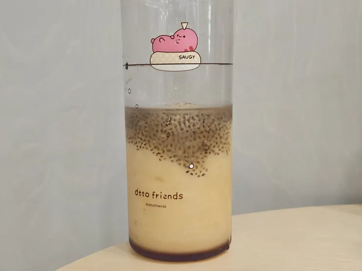 薑汁、鳳梨、蘋果、奇亞籽 （雙倍薑+5元）