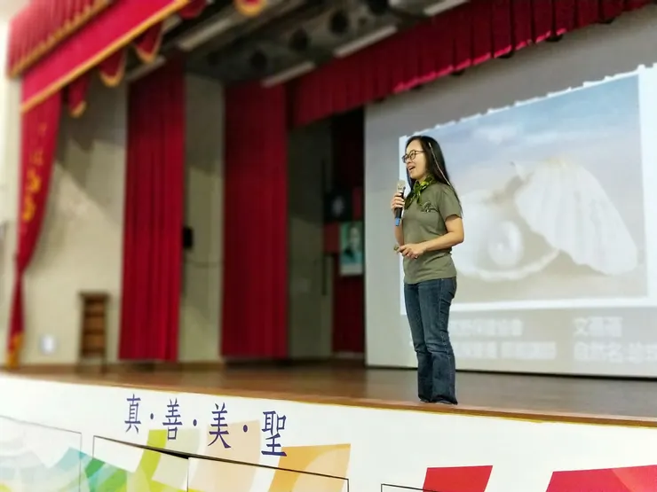 擔任荒野保護協會氣候變遷節能講師至學校宣講(第一次出任務:台北文德女中)