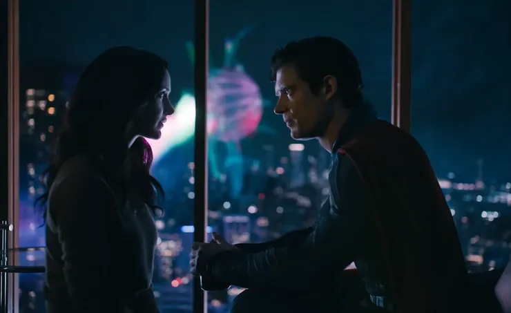 「我質疑每件事和每個人，而你卻相信所有人。」——那一刻，他們終於理解彼此。