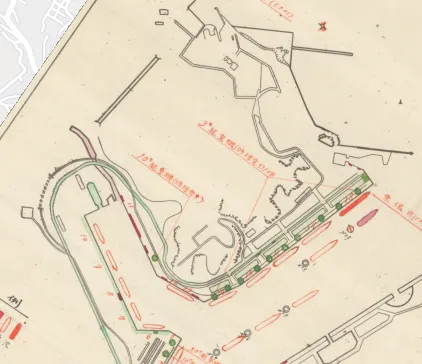1946年的基隆港現況圖有將遂道畫出來，隧道當時可能已經完工(圖片來源：中研院台灣百年歷史地圖)
