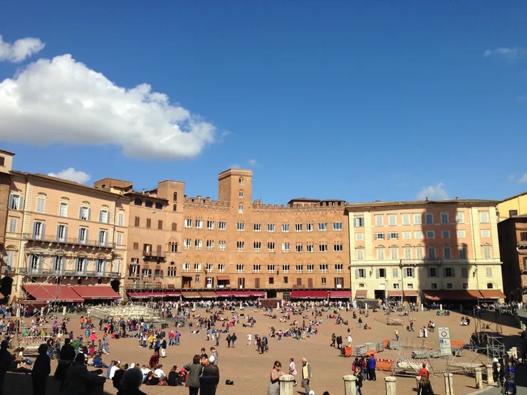 西恩納保留原汁原味的中世紀風采