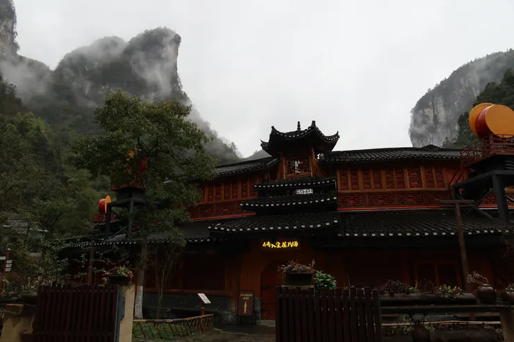 個人覺得沒廣西程陽原生態,但還是很漂亮的。