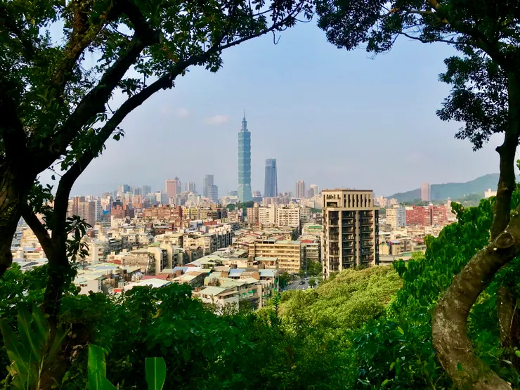 觀景臺台，海拔不高但視野好欸