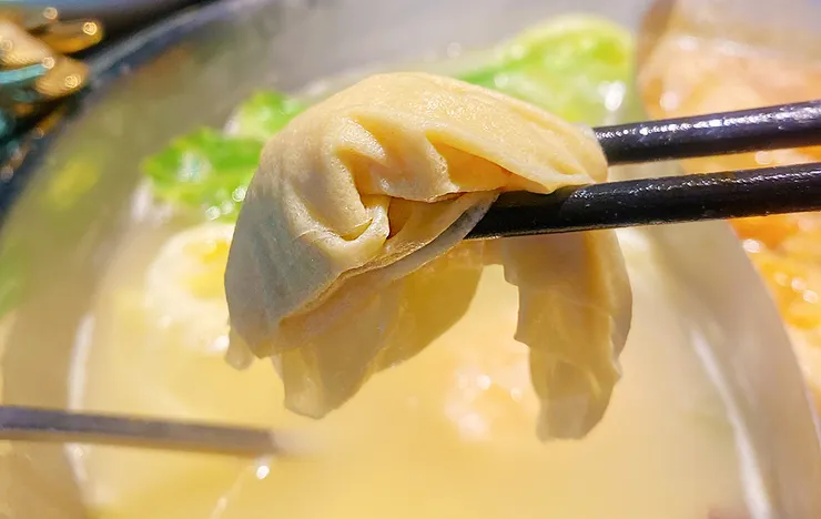 內湖火鍋推薦│柳記螺螄粉火鍋，訂位即送海鮮，當月壽星滿額霸氣贈送海鮮塔