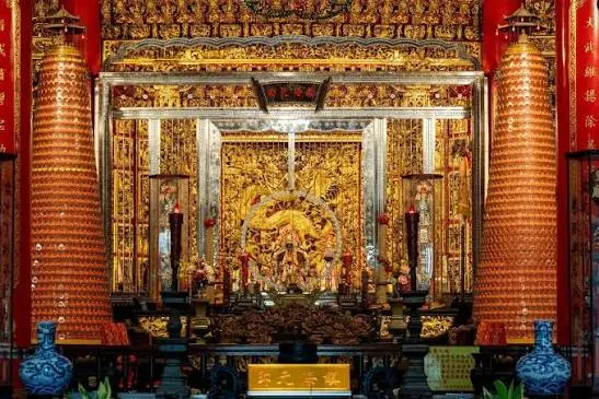 主殿-鎮海大元帥（圖片截圖於網路）