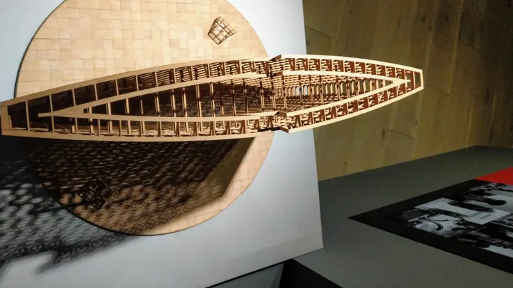 當年33歲的王為河老師設計的228紀念碑