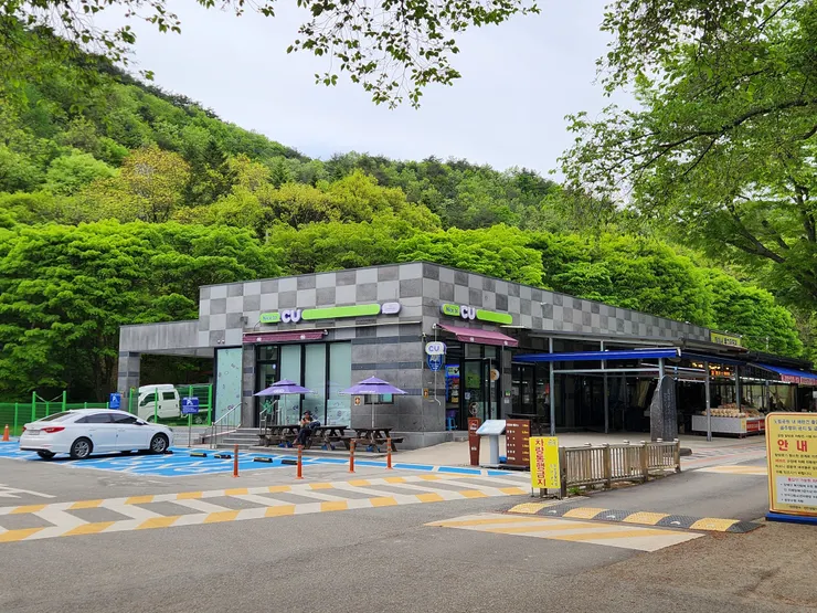 馬耳山南部停車場有一間CU便利店