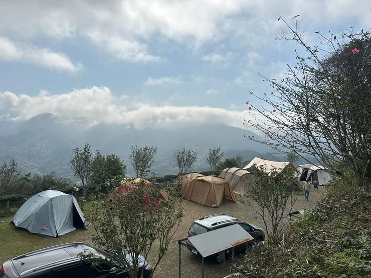 小曠野露營區山景