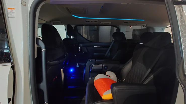 車子新穎乾淨。