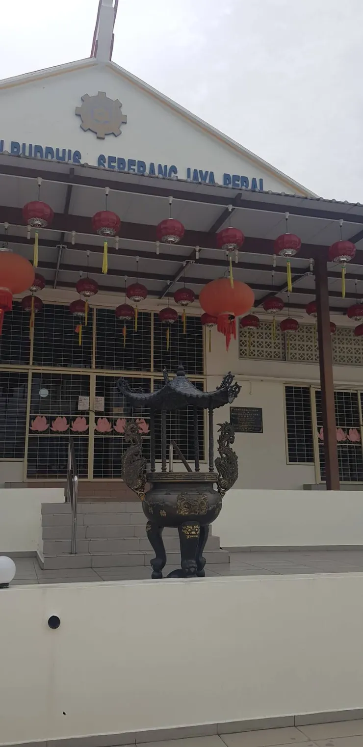 拍之前先拜了一下，以示敬意