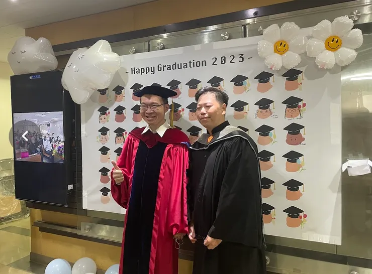 與指導教授的合照