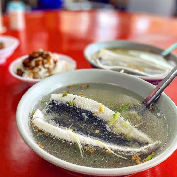 肉燥飯、虱目魚肚（圖片截圖於網路）