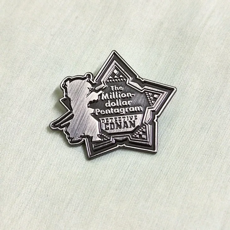《名偵探柯南：100萬美元的五稜星》徽章