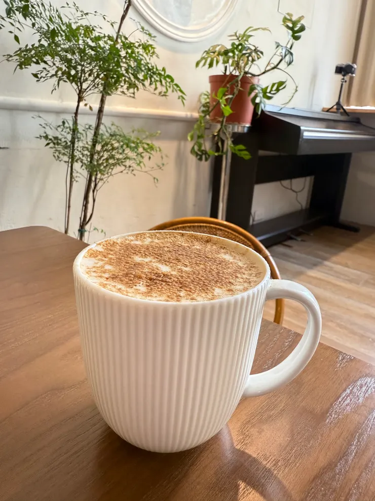 單點 典奶茶 H 140元(2月價錢)