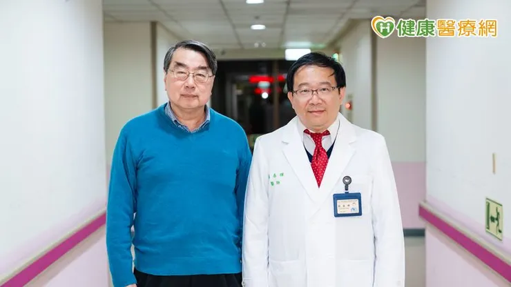 肌張力不全症是一種慢性的神經運動障礙疾病。左起：台大醫院神經外科曾勝弘醫師、台大醫院神經部戴春暉醫師