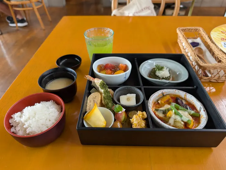 定食餐（沒有預約無法選擇）