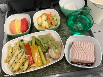 澳洲線｜長榮航空的素食飛機餐☺️