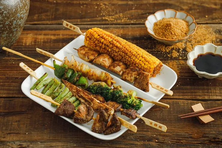 圖說：焦糖楓食材種類豐富多元，茹素也能痛快吃串燒！（資料來源：焦糖楓）