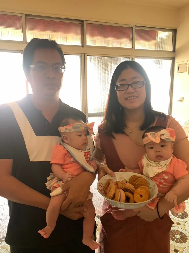 收涎準備甜甜圈+圓形餅乾