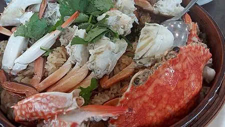 [花蓮美食]有KTV設備、包廂服務，盡情暢飲啤酒中無菜單料理