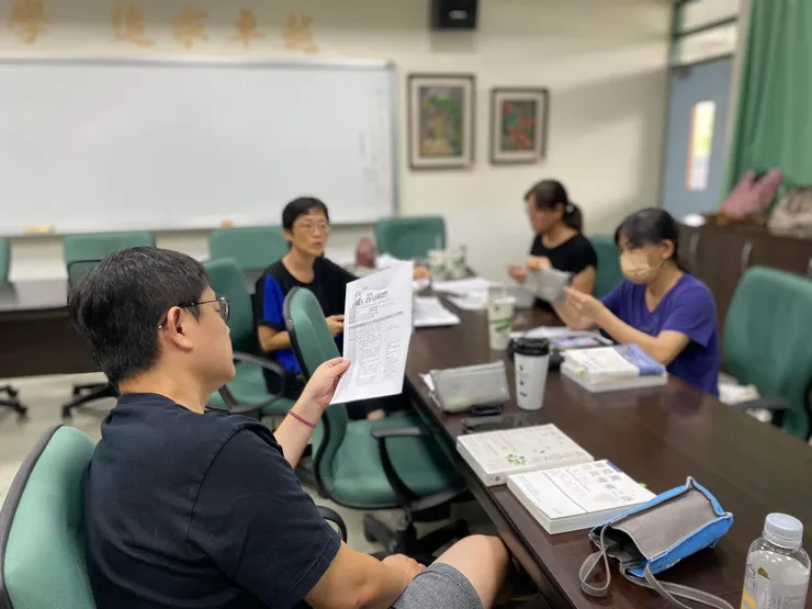 越來越怡然自得的進成（我想到他的客製化肉排了🤣🤣）