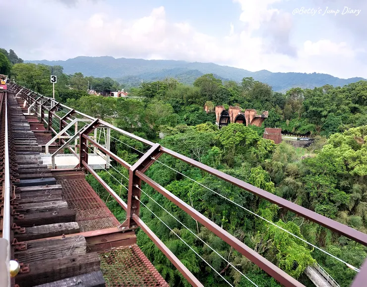 ▲苗栗三義-舊山線鐵道自行車C路線,龍騰站/圖片來源:Betty's Jump Diary