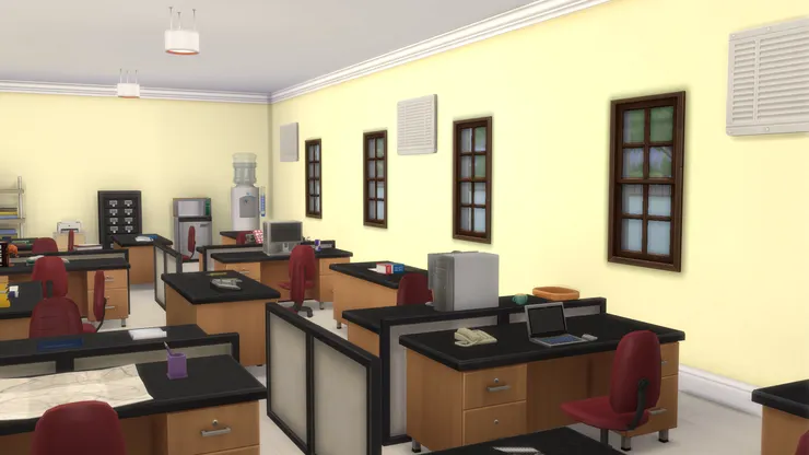 我不知道現在的老師是怎樣，但這裏不是每位老師都有電腦。