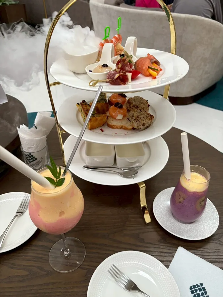 豪華下午茶+飲品: 莓滿夏日、果然是夏天。