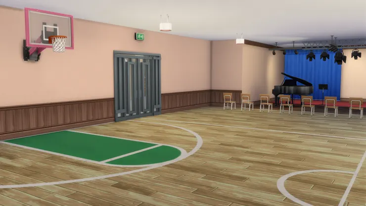 我以前學校的禮堂也有幾扇門，方便疏導學生。