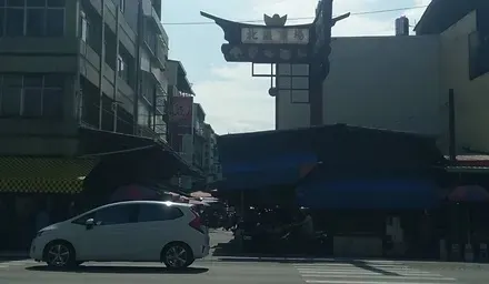 住在市場裡，真的比想像中有趣 （Google截圖）