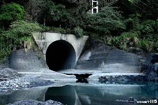 位於思源吊橋下方的三號排洪隧道