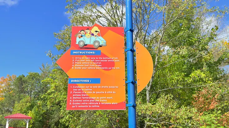 車輛遵守指示進行體驗活動