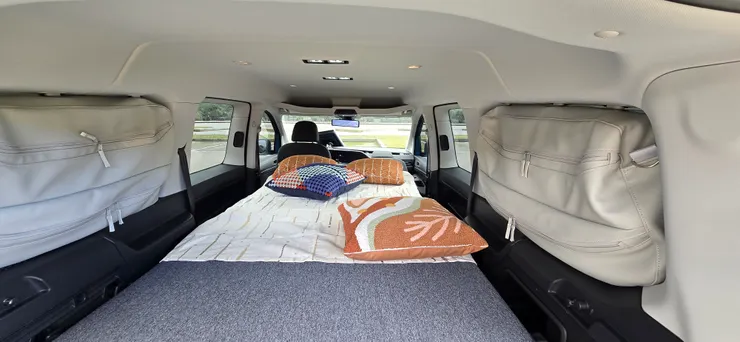 Caddy California 露營車摺疊雙人床