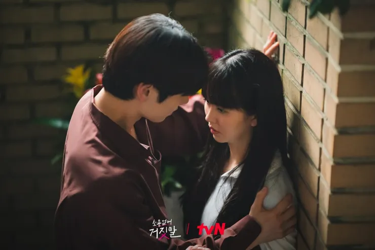 放下心中執念的穆率熙。(圖: tvN)