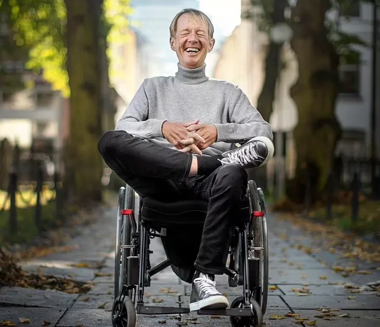 比約恩晚年罹患漸凍症生命快速走向死亡