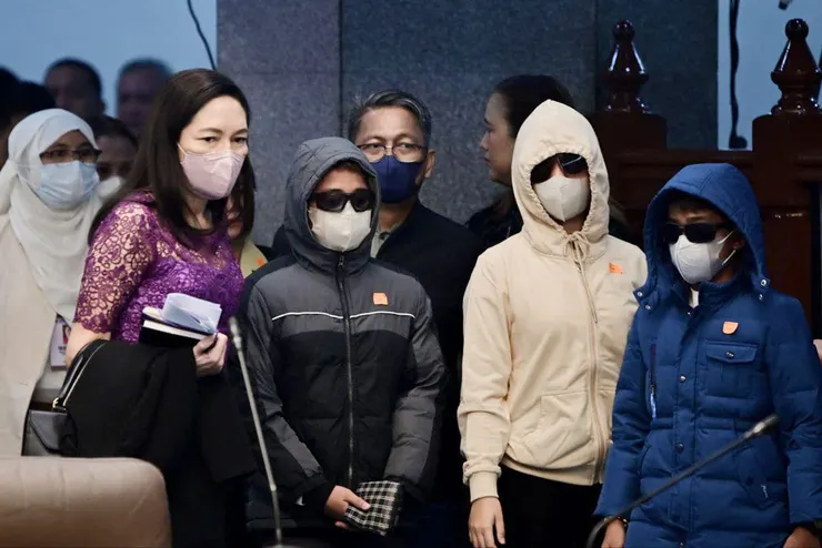 圖片選擇出庭作證的4名受害者，受到司法部的嚴密保護，防止打擊報復。