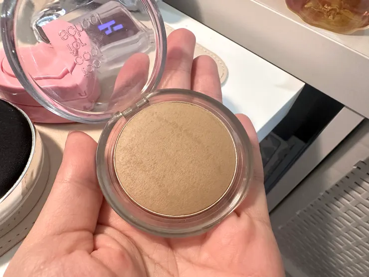 too cool for school 修容蜜粉 #4